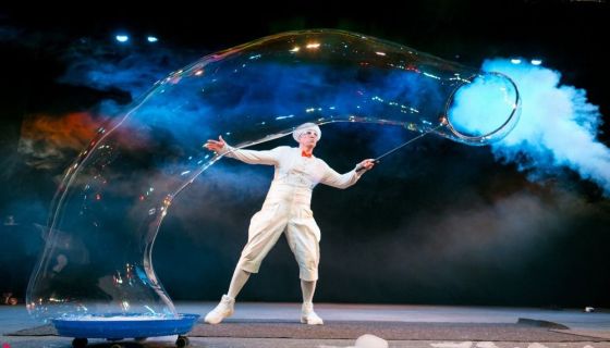 Шоу мыльных пузырей «Clinc»