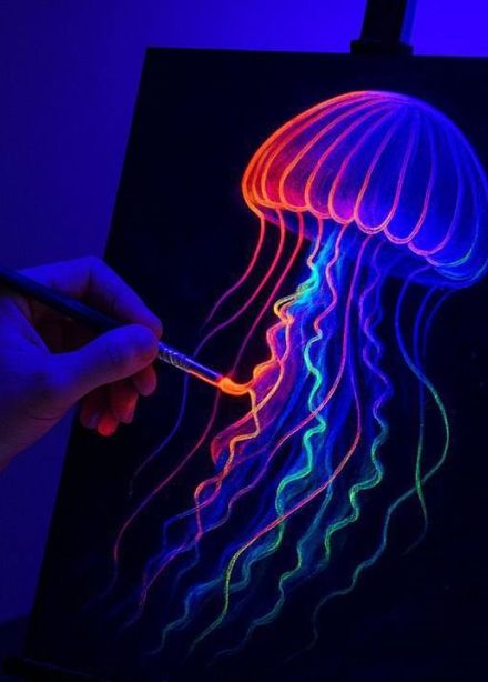 Рисование в темноте. Нео-флюро-арт