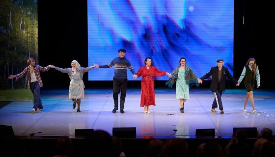 Спектакль «Любовь и голуби»