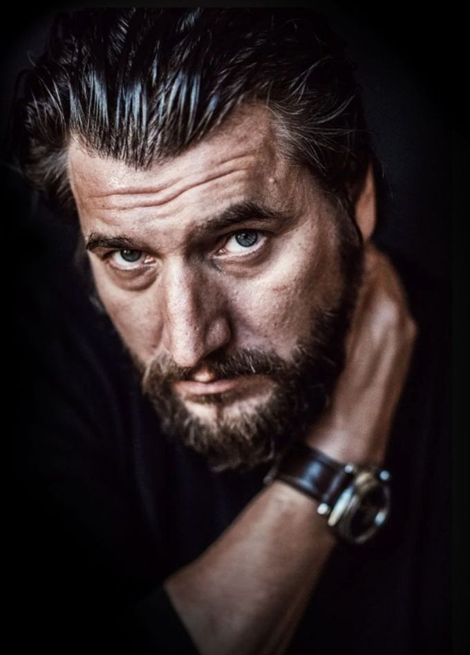 Александр Устюгов. Песни Владимира Высоцкого в сопровождении оркестра