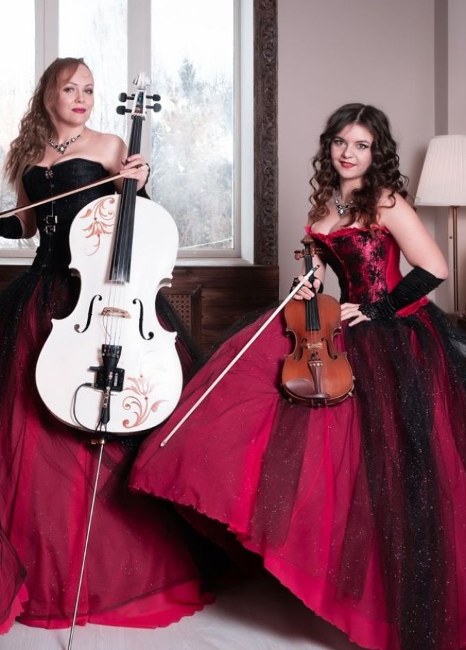 Silenzium. Неоклассика при свечах