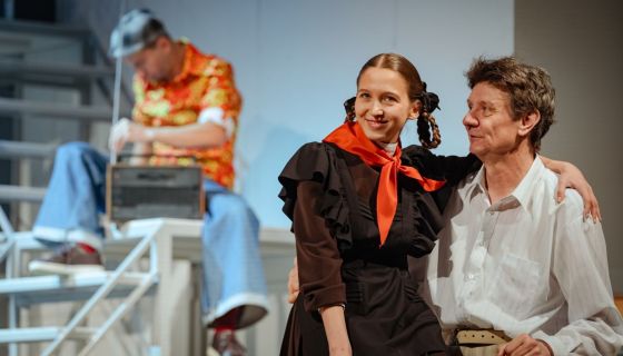 Спектакль «Любовь и голуби»