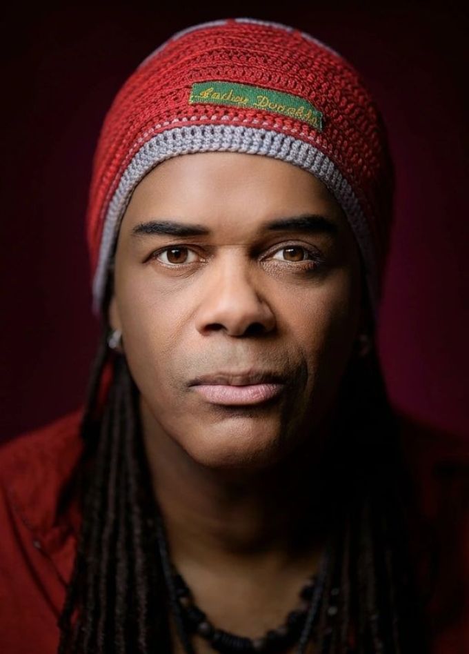 Andru Donalds. Золотой голос Энигма