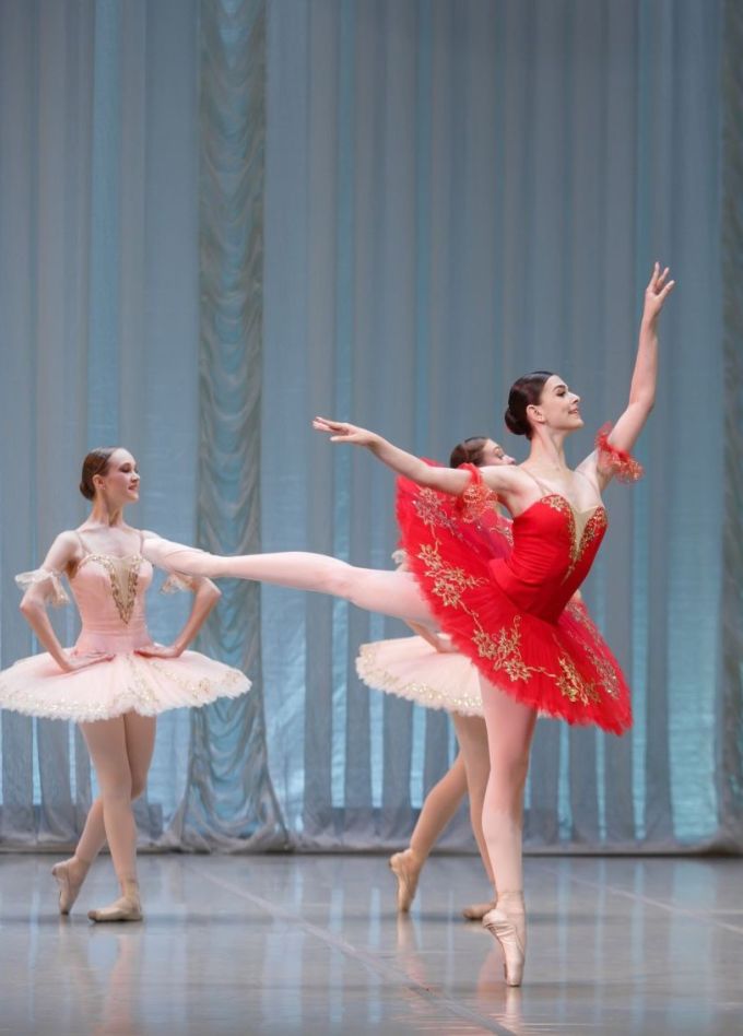 Концерт «Здесь зажигают звёзды»