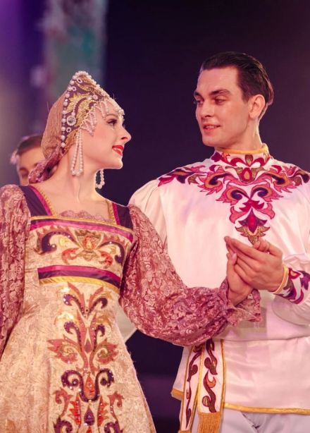 КГА ансамбль танца Сибири им. Михаила Годенко