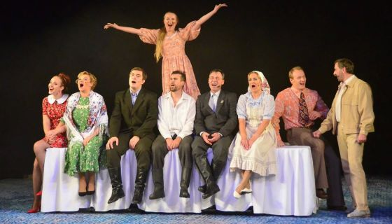 Спектакль «Абсолютно счастливые люди»